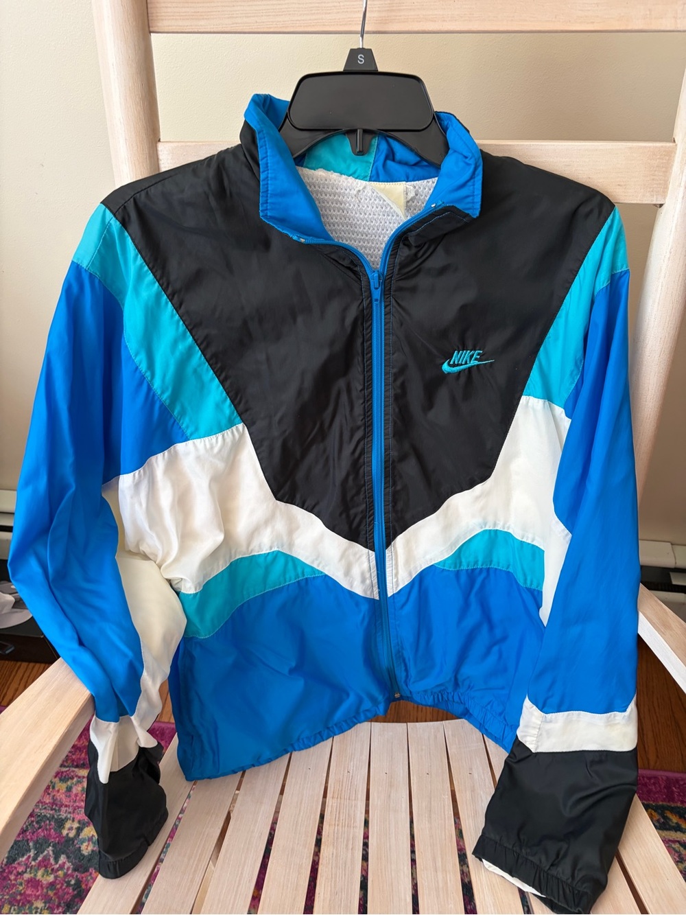 Vintage 90s Nike Women's Blue & Black Retro Windbreaker Jacket - M